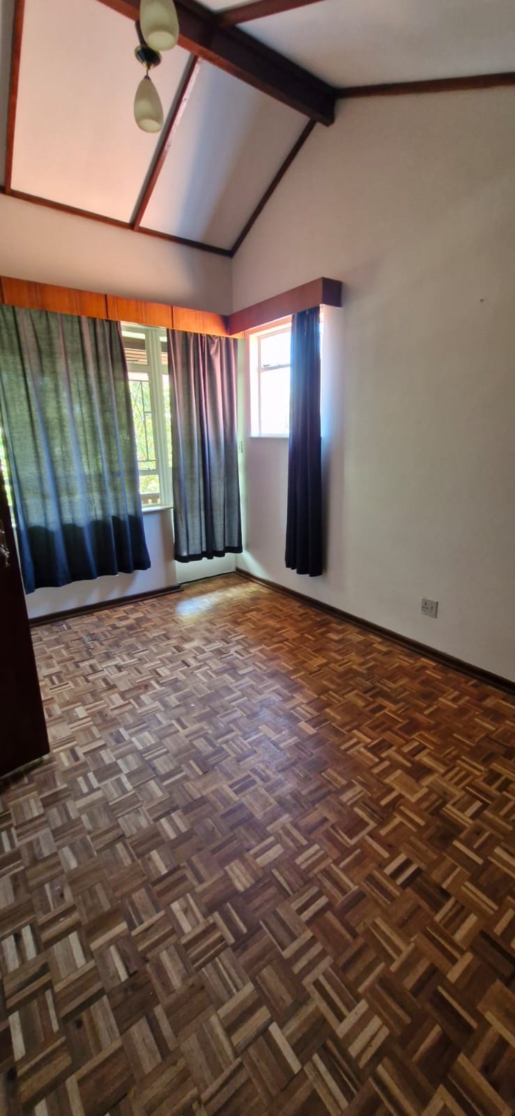 To Let 5 Bedroom Property for Rent in Generaal De Wet Free State